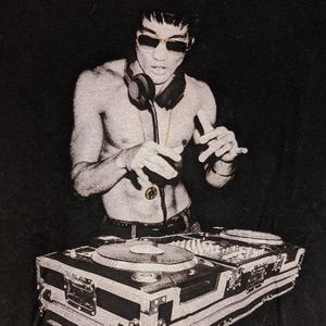 Bruce Lee DJ t-shirt